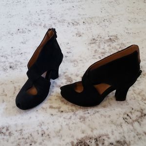 Earthies Syriana Peep Toe Booties